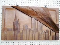 [ ニューヨークの風景 ]橋の下から眺める街を表現するため橋を出っ張るように板を貼り付け彫刻してみました。
